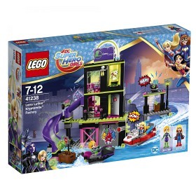 Bild på LEGO DC Super Hero Girls - Lena Luthor Kryptomite Fabrik 41238