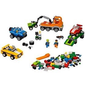 Bild på LEGO Bricks & More - Kul med fordon 4635