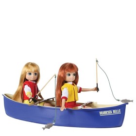 Bild på Lottie, Brownie Canoe
