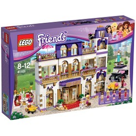Bild på LEGO Friends - Heartlake Grand Hotel 41101