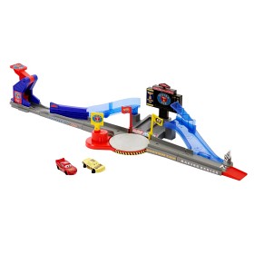 Bild på Cars Piston Cup Stunting Bilbana 