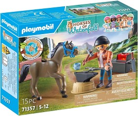 Bild på Playmobil Horses of Waterfall 71357 Hovslagare Ben och Achilles