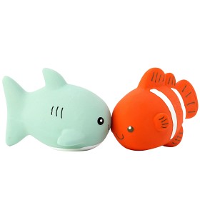 Bild på Rätt Start Badleksak Naturgummi 2-pack (Haj och Clownfisk)